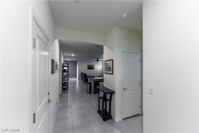 10944 Stone Crossing Avenue, Las Vegas, NV 89166