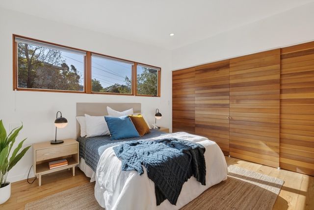 577 577 El Dorado Ave, Oakland, CA 94611