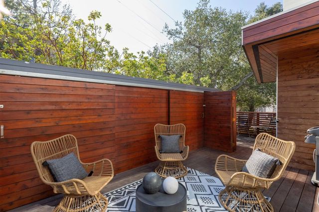 577 577 El Dorado Ave, Oakland, CA 94611