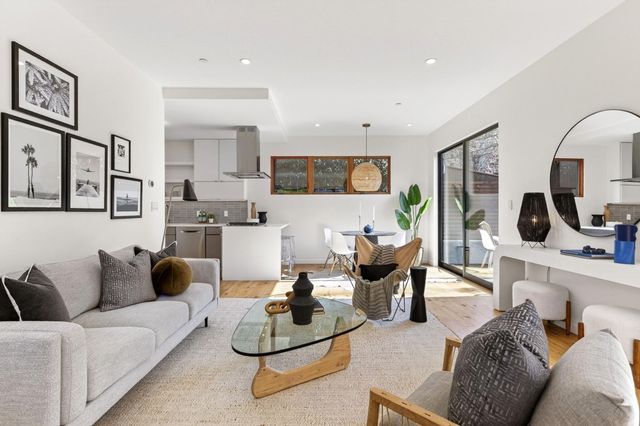 577 577 El Dorado Ave, Oakland, CA 94611