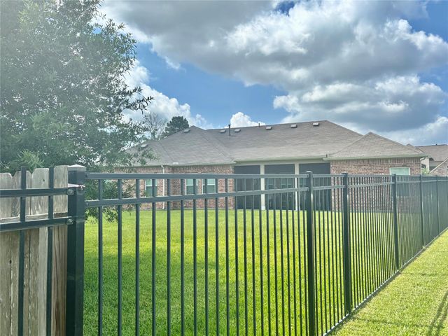 3311 Passage Lane, Conroe, TX 77301