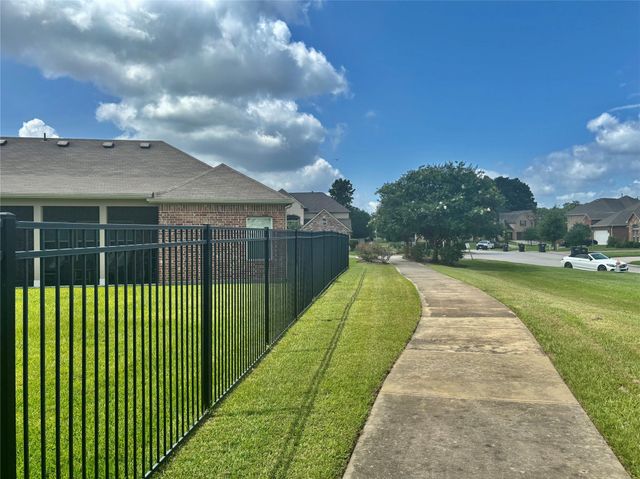 3311 Passage Lane, Conroe, TX 77301