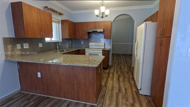 8929 NW 165th Terrace 8929, Miami Lakes, FL 33018