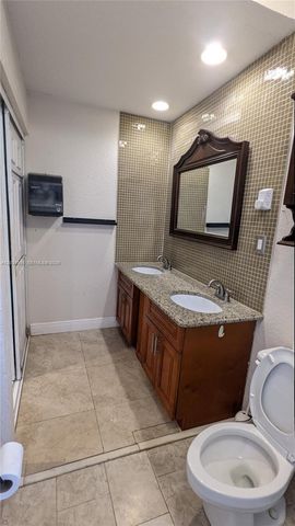 8929 NW 165th Terrace 8929, Miami Lakes, FL 33018