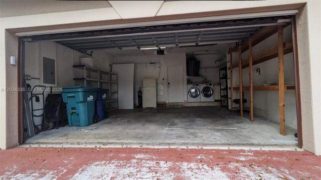 8929 NW 165th Terrace 8929, Miami Lakes, FL 33018