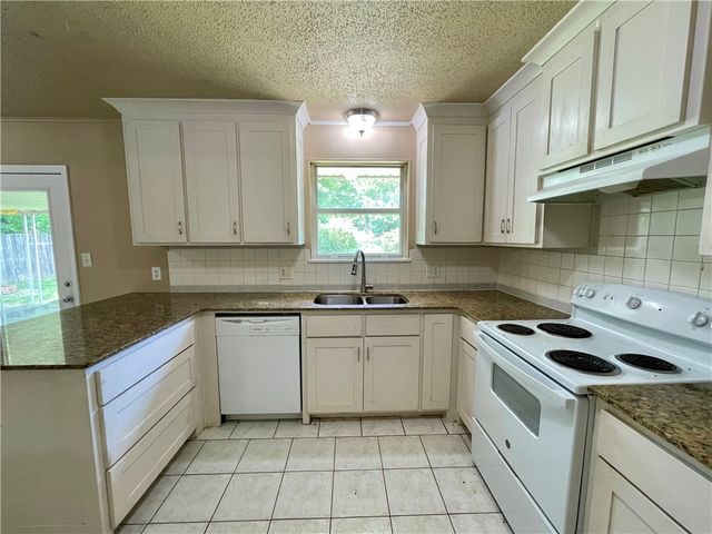 1912 Patti Avenue, Springdale, AR 72762