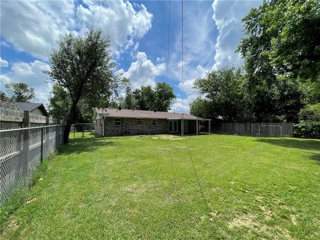 1912 Patti Avenue, Springdale, AR 72762