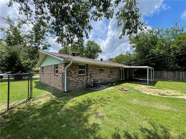1912 Patti Avenue, Springdale, AR 72762
