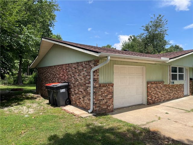 1912 Patti Avenue, Springdale, AR 72762