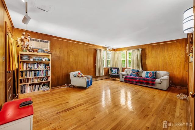 427 Harrison Avenue, Highland Park, NJ 08904
