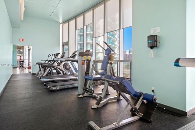 888 Biscayne Blvd 5404, Miami, FL 33132