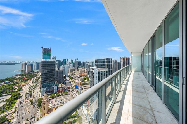 888 Biscayne Blvd 5404, Miami, FL 33132