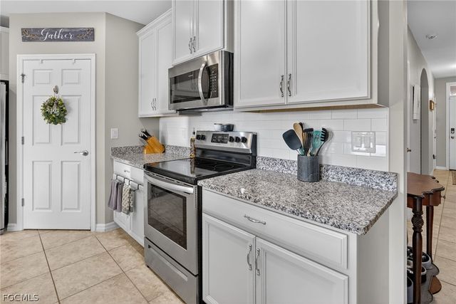 3223 Birchin LN, Fort Myers, FL 33916