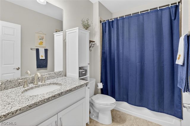 3223 Birchin LN, Fort Myers, FL 33916