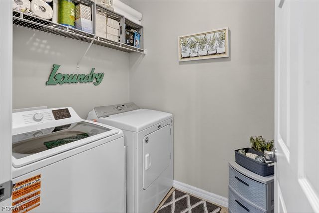 3223 Birchin LN, Fort Myers, FL 33916