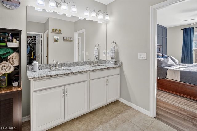 3223 Birchin LN, Fort Myers, FL 33916