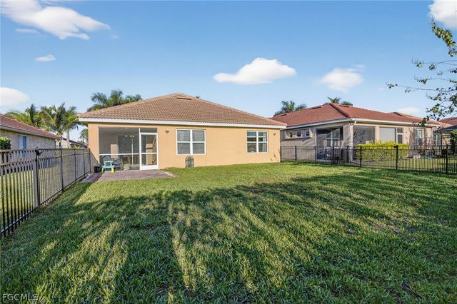 3223 Birchin LN, Fort Myers, FL 33916