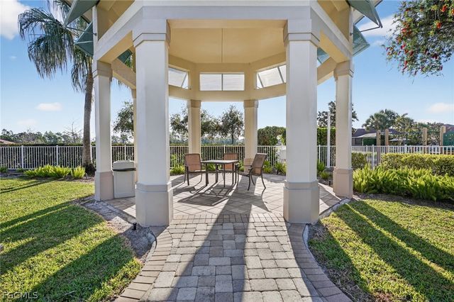 3223 Birchin LN, Fort Myers, FL 33916