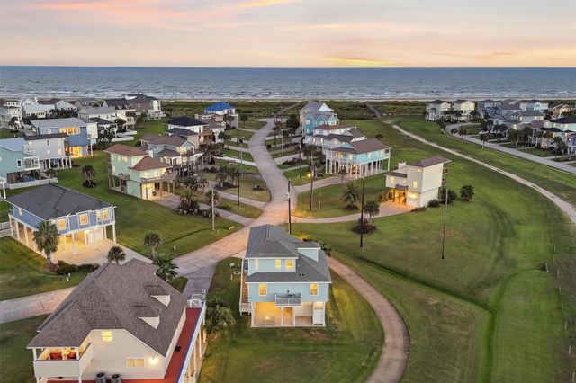 25246 Intrepid Lane, Galveston, TX 77554