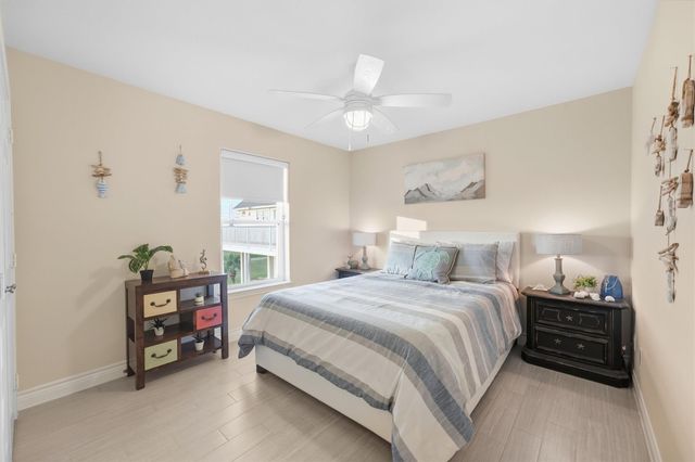 25246 Intrepid Lane, Galveston, TX 77554