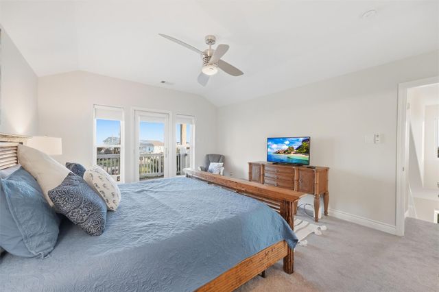 25246 Intrepid Lane, Galveston, TX 77554