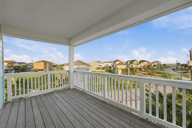 25246 Intrepid Lane, Galveston, TX 77554