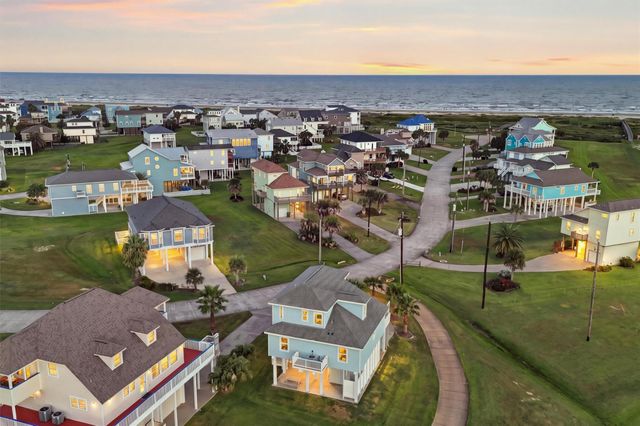 25246 Intrepid Lane, Galveston, TX 77554