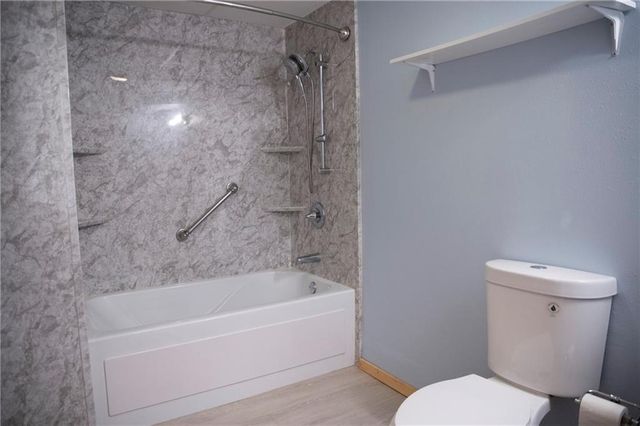 1504 Mitscher Avenue, Eau Claire, WI 54701