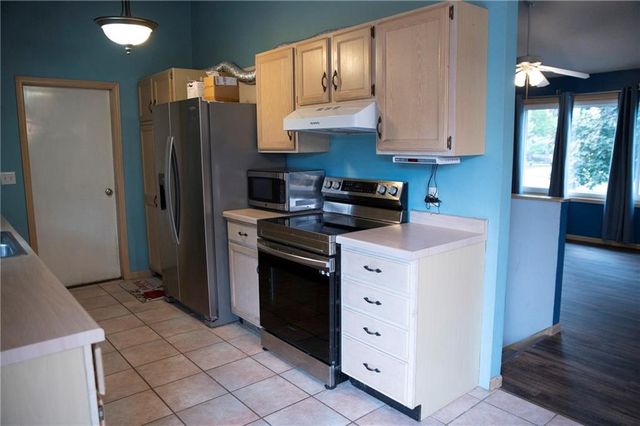 1504 Mitscher Avenue, Eau Claire, WI 54701