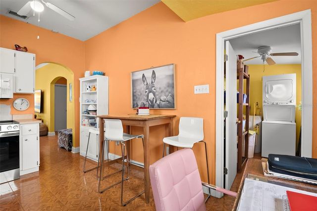 2339 W WALNUT STREET, Tampa, FL 33607