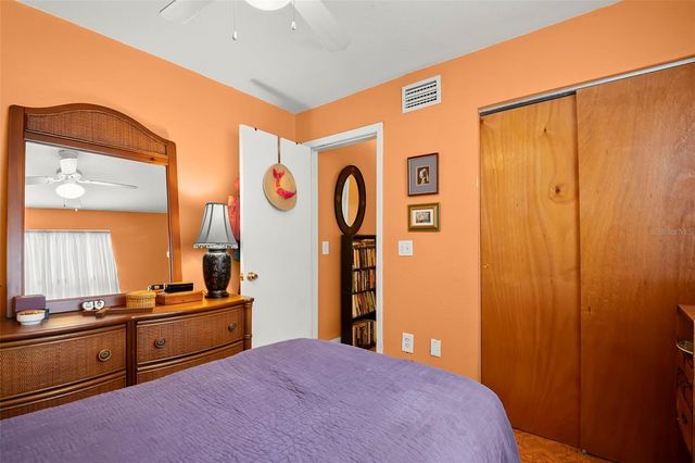 2339 W WALNUT STREET, Tampa, FL 33607