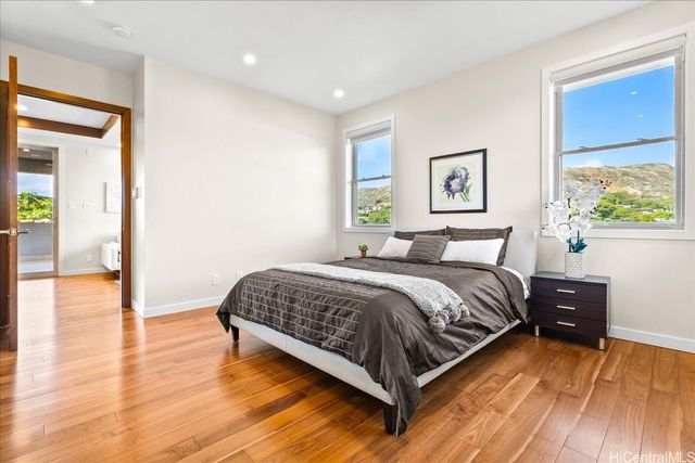 4218 Kaimanahila Street, Honolulu, HI 96816