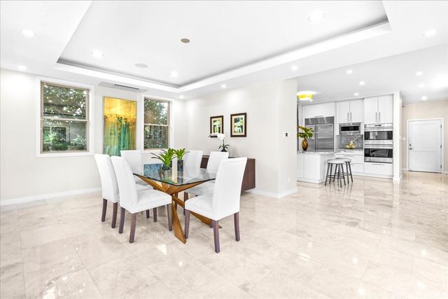 4218 Kaimanahila Street, Honolulu, HI 96816