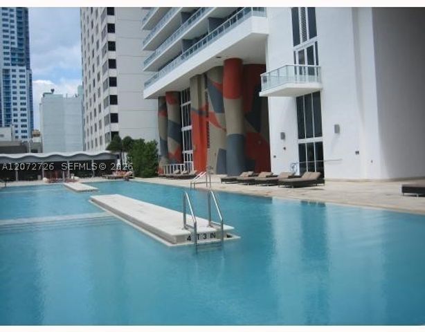 50 W Biscayne Blvd 3907, Miami, FL 33132