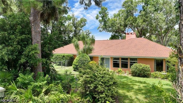 318 FIFTH AVE, Lehigh Acres, FL 33936