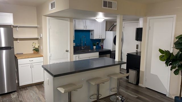 1401 Elizabeth Avenue 2, Las Vegas, NV 89119