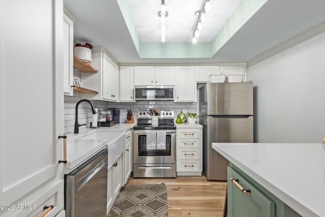 1923 E Duke Drive, Tempe, AZ 85283