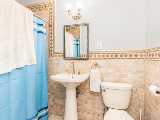126 Lasalle Drive, Yonkers, NY 10710