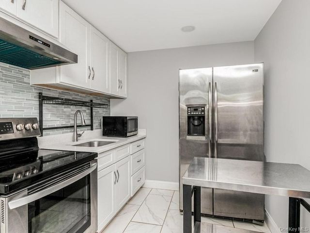 126 Lasalle Drive, Yonkers, NY 10710