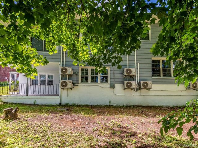 126 Lasalle Drive, Yonkers, NY 10710