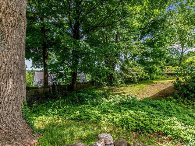 126 Lasalle Drive, Yonkers, NY 10710