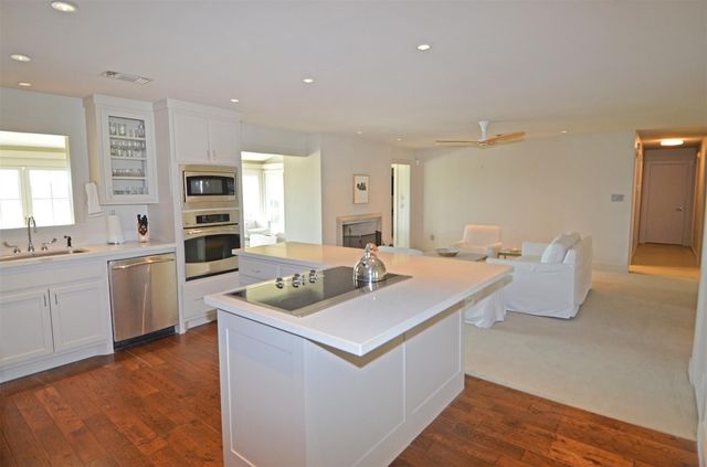 1880 Schoenberg Road, Carmine, TX 78932