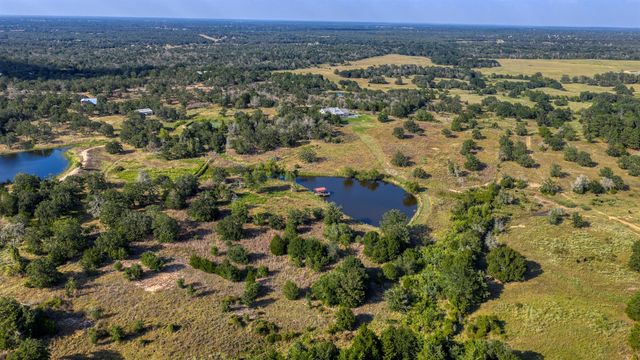 1880 Schoenberg Road, Carmine, TX 78932