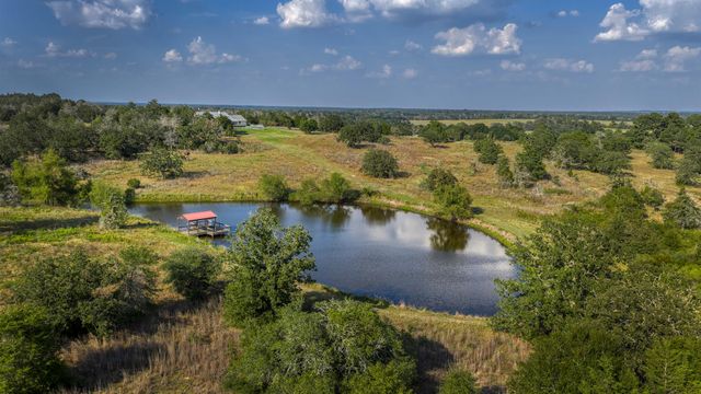 1880 Schoenberg Road, Carmine, TX 78932