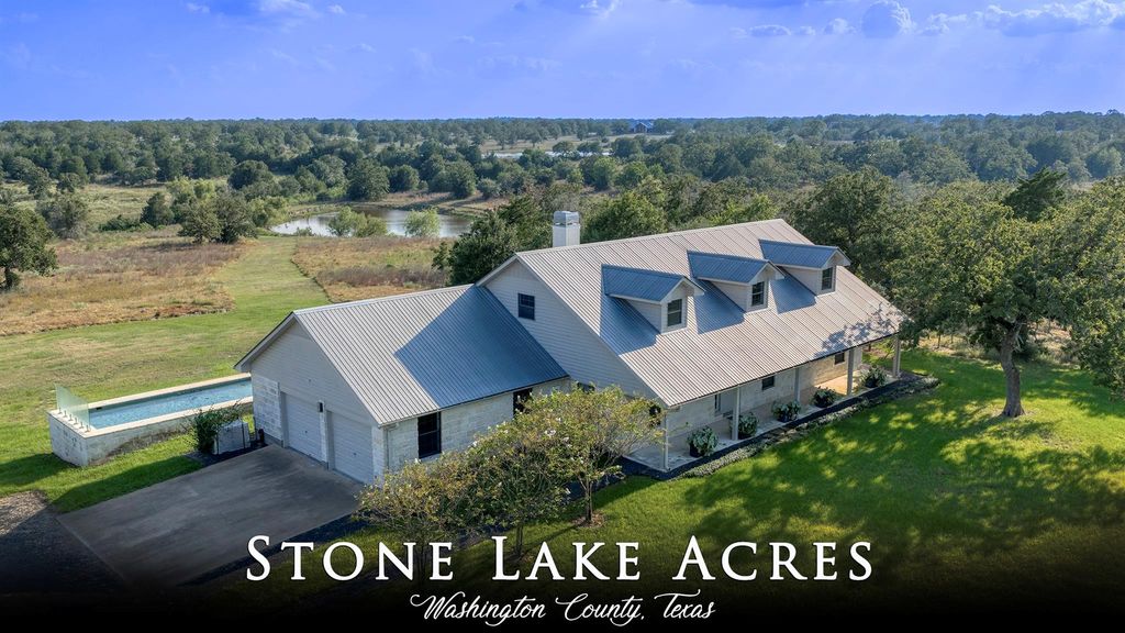 1880 Schoenberg Road, Carmine, TX 78932