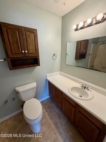 12 Joanna Lane, Gulfport, MS 39503