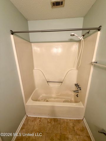 12 Joanna Lane, Gulfport, MS 39503