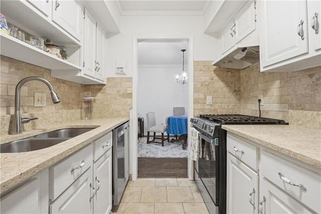 6851 Roswell Road B3, Atlanta, GA 30328
