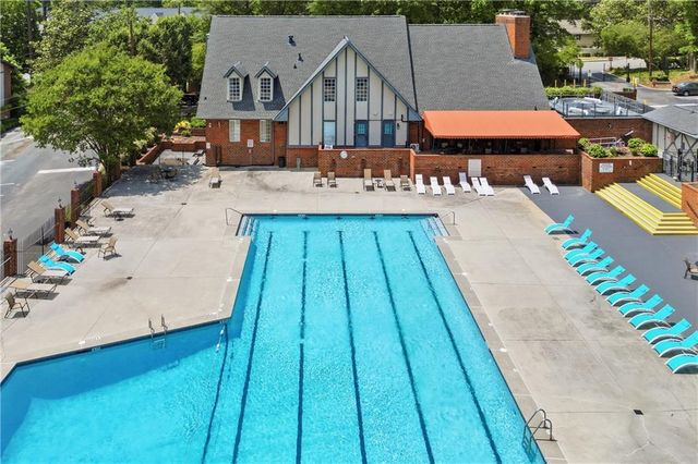 6851 Roswell Road B3, Atlanta, GA 30328