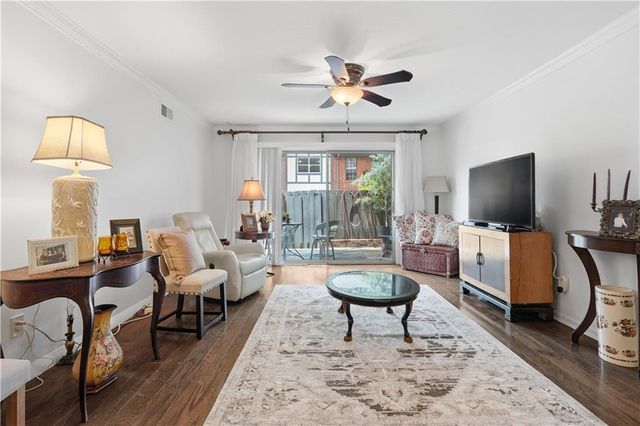6851 Roswell Road B3, Atlanta, GA 30328